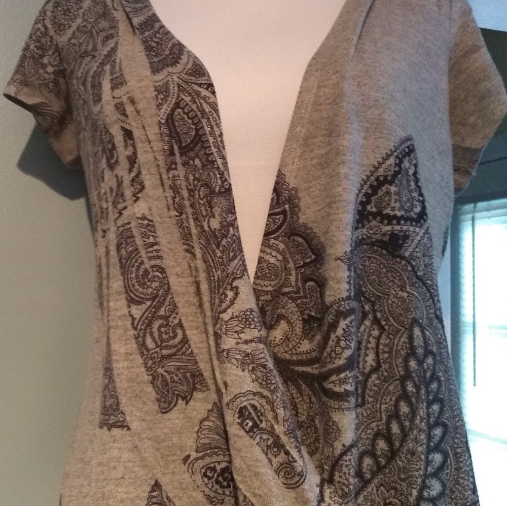 Casual Top w/Paisley Printed Pattern